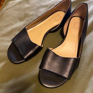 Naturalizers Black Peep Toe Flats - Size 9